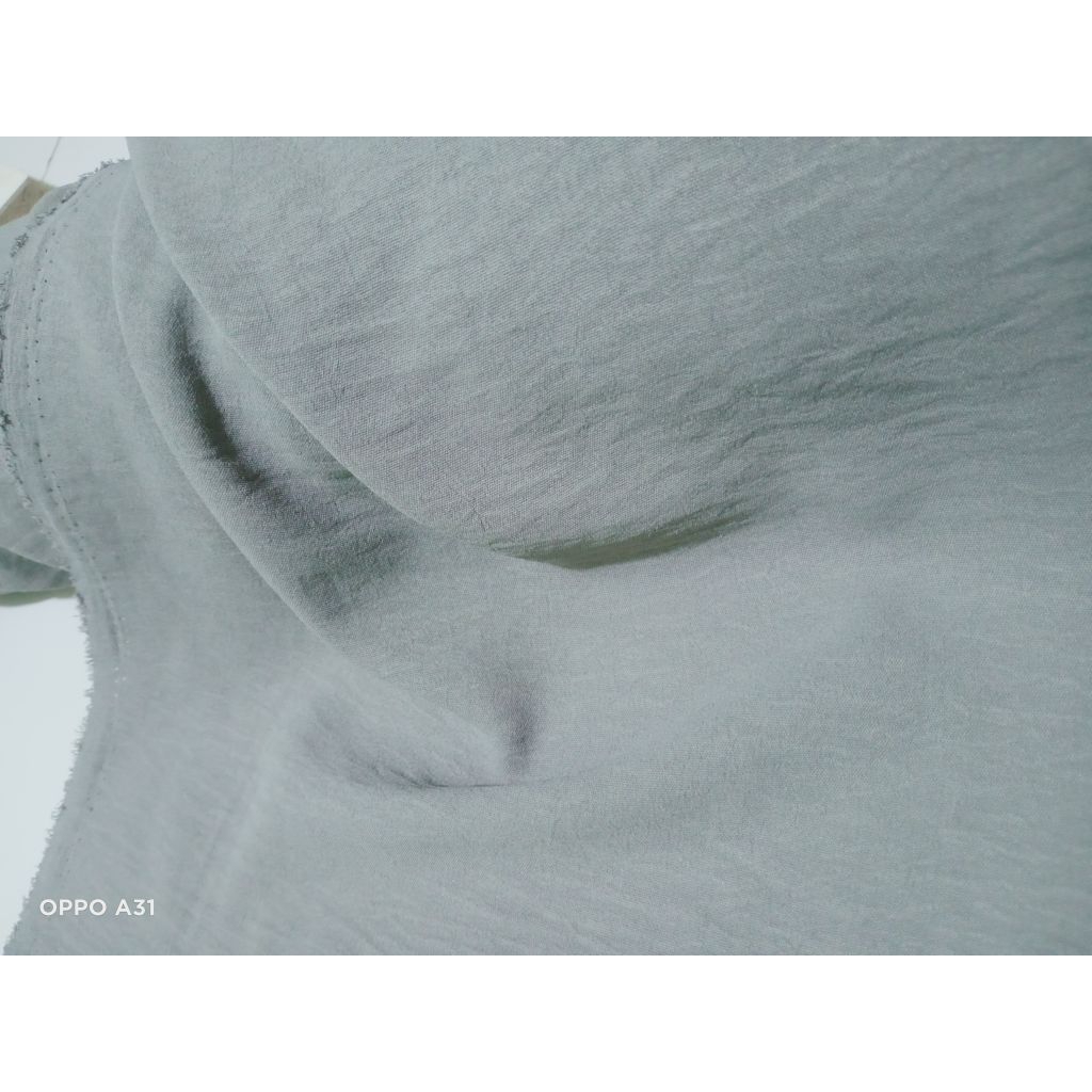 bahan Kain Crinkle/Crynkle Premium Quality warna abu abu