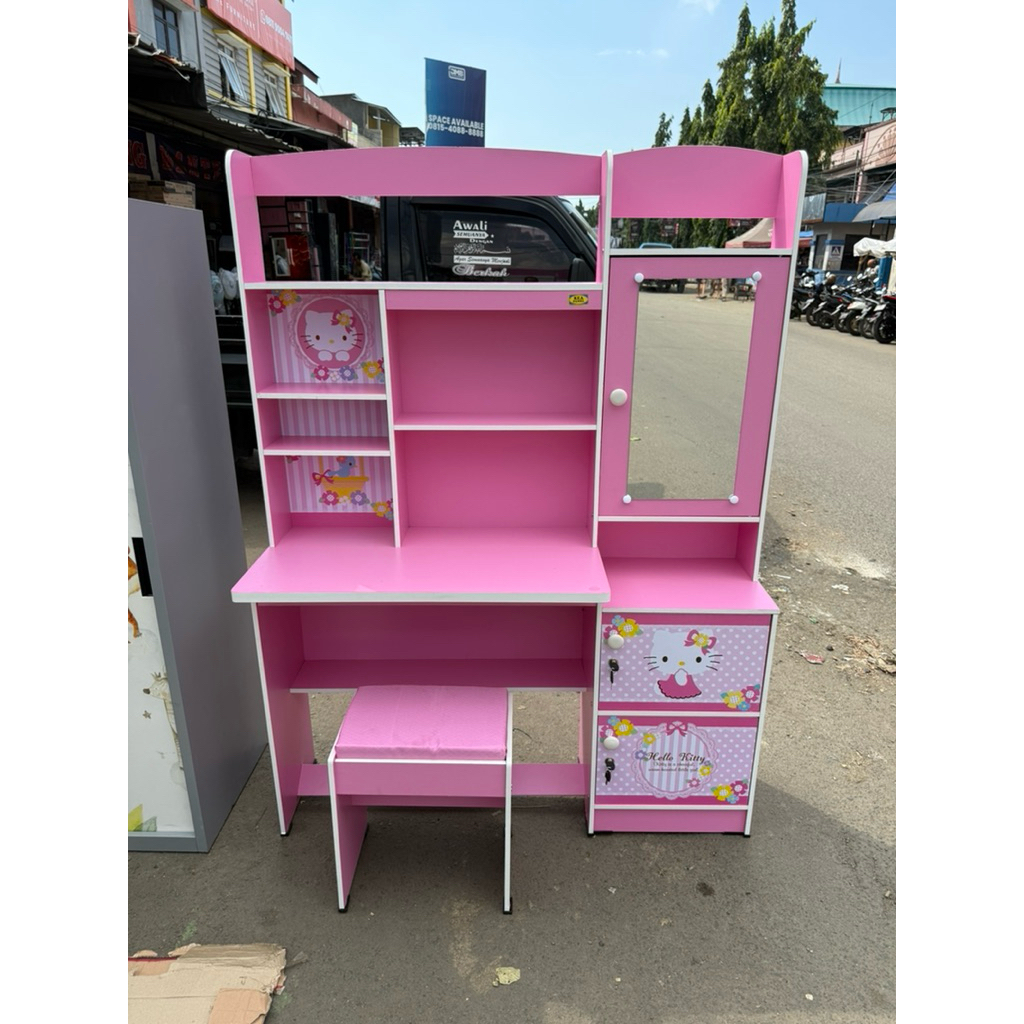 meja belajar Cermin karakter anak perempuan dan laki laki