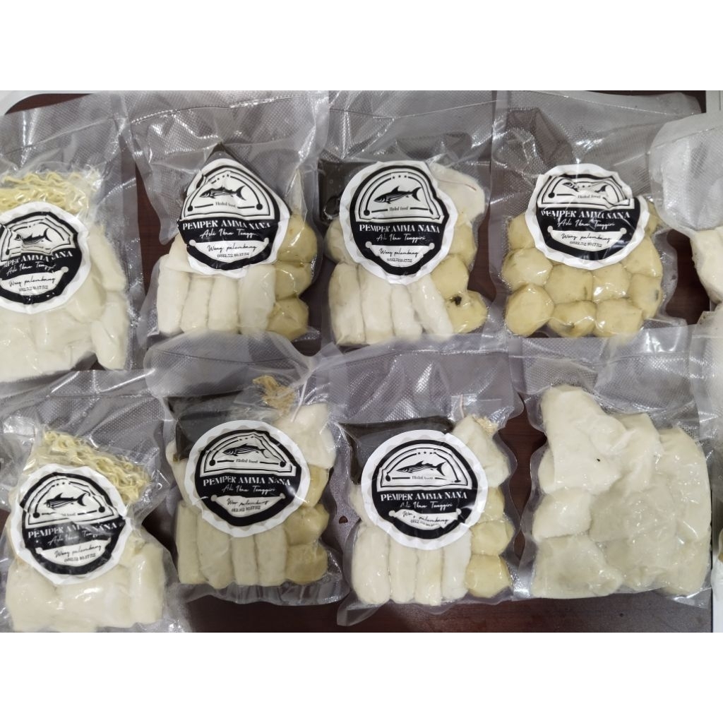 

pempek amma nana ikan tenggiri asli