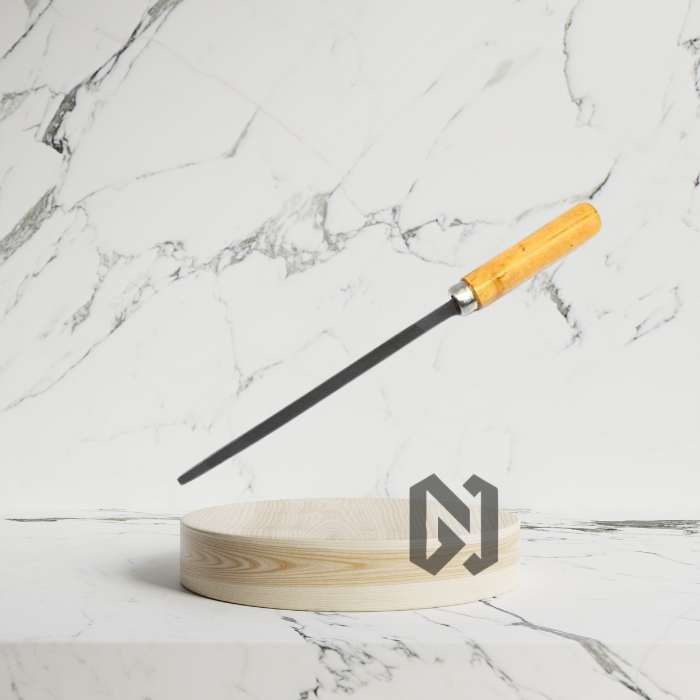 Kikir Gergaji / Kikir Gergaji Gagang Kayu / Kikir Segitiga