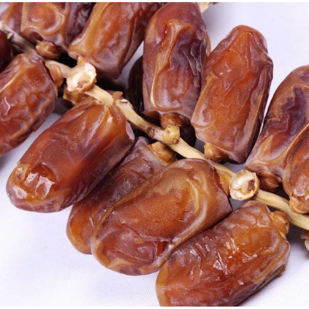 

Kurma Tunisia tangkai fresh 500gram premium kurma tangkai Greg 500gram best seller