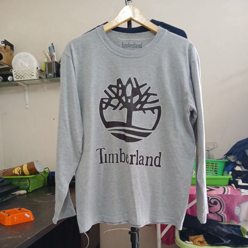 Kaos katun long sleeve TIMBERLAND second Original warna abu kerah kencang builtup size L LD 108cm Pj