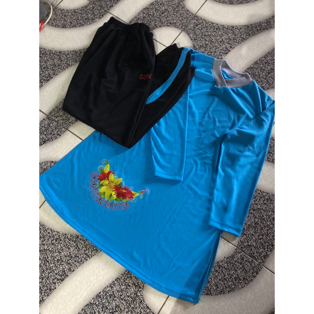 Setelan celana trening harian santriwati Darussalam Gontor putri