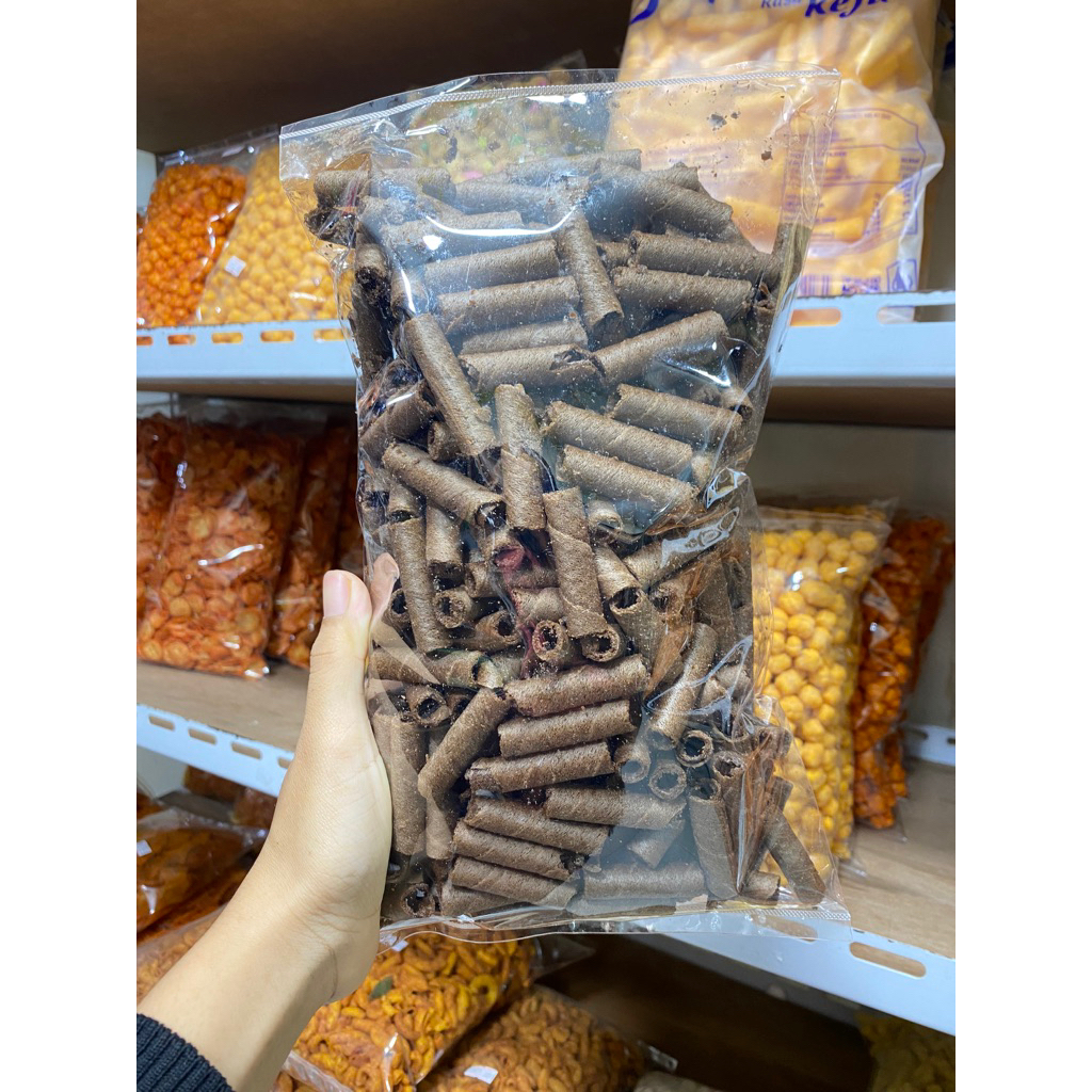 

TWISTER COKLAT 500GR varian coklat lumer astor coklat samarinda kalimantan timur