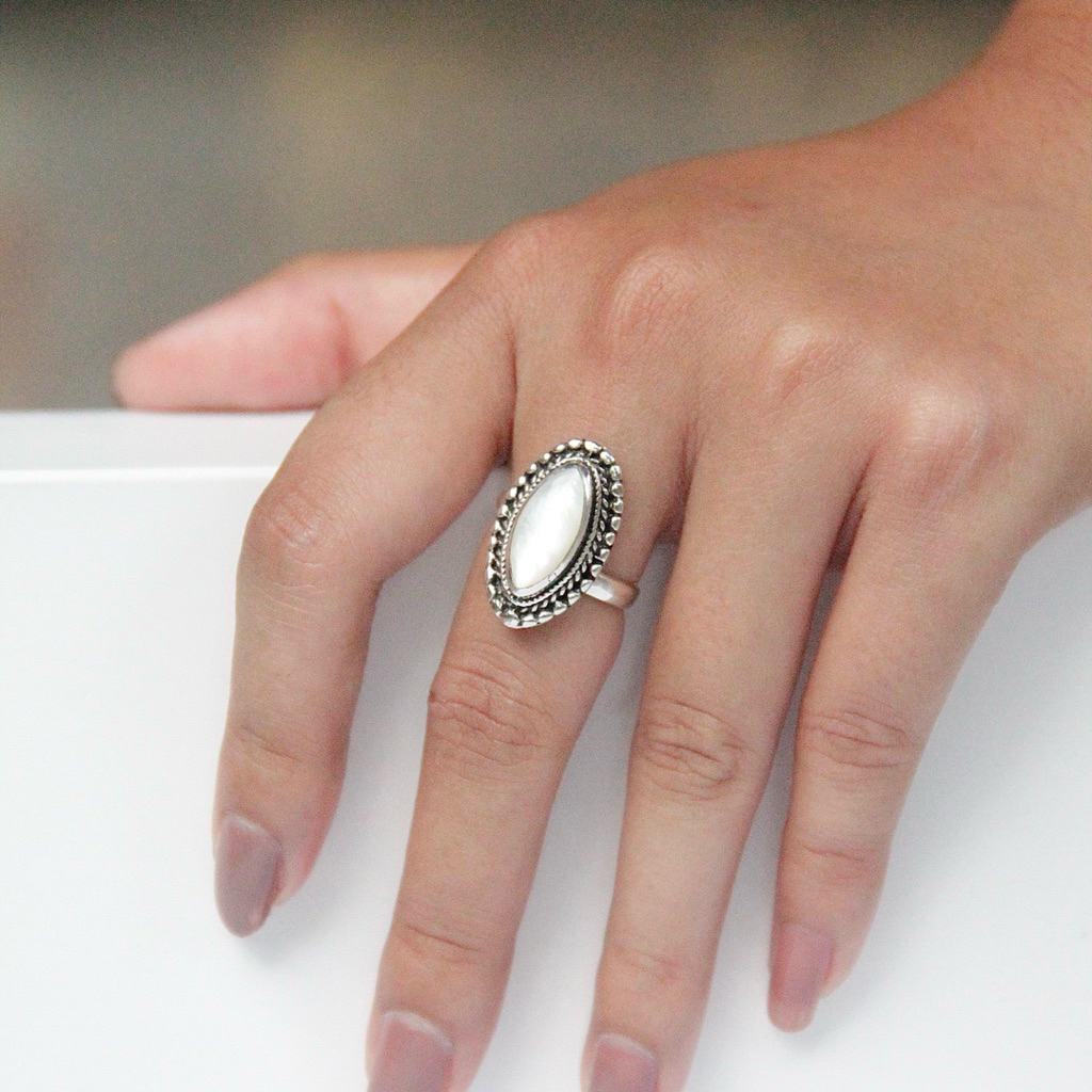 Cincin Perak Wanita Model Marquise Moonstone Silver 925