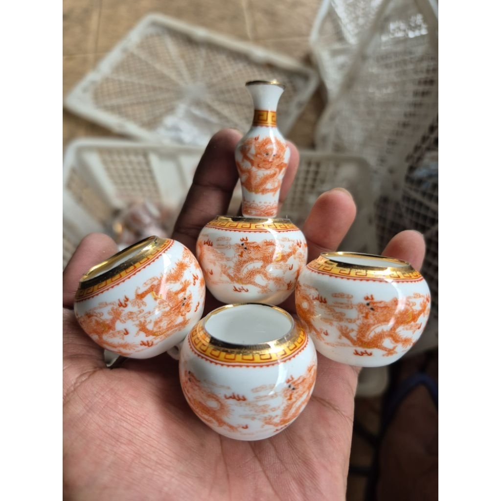 cepuk keramik kecil dan sedang motif naga