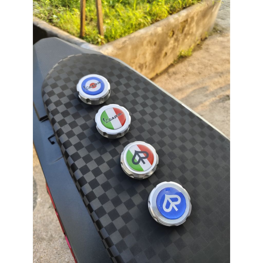 TUTUP TANGKI VESPA METIC tutup tangki vespa metic Sprin Primavera