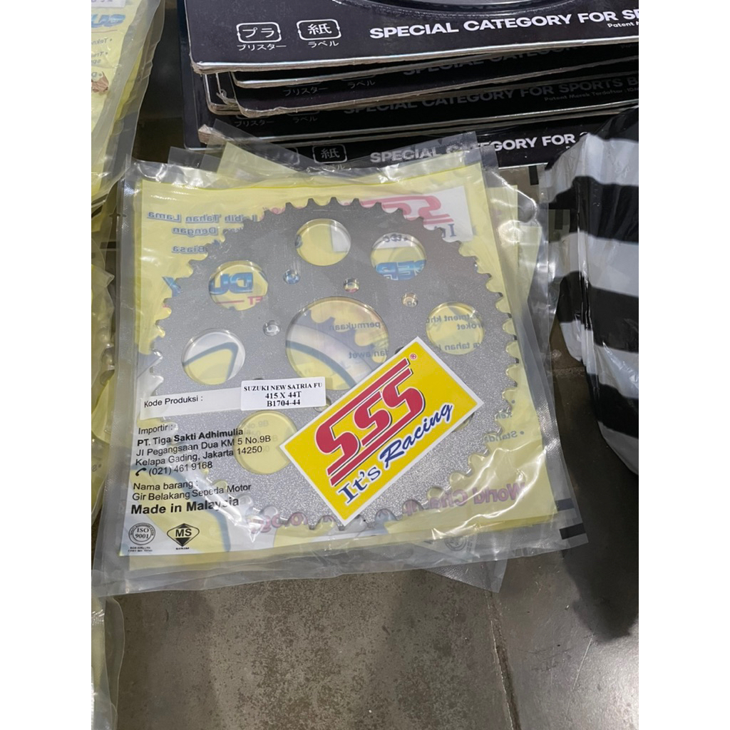 GIR BELAKANG SSS SATRIA FU UKURAN 415 mata 44 45