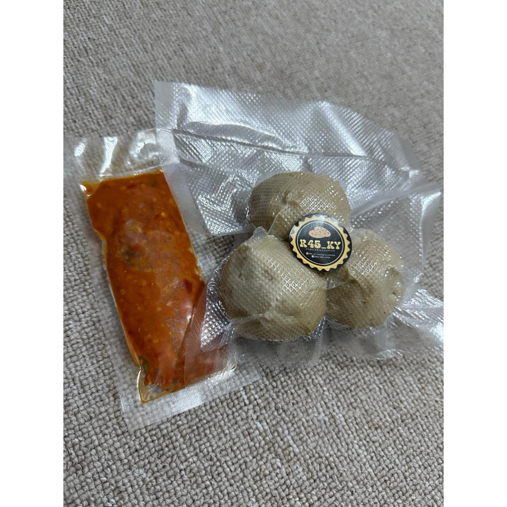 

BAKSO BIG MOZARELLA LUMER AYAM FULL DAGING AYAM BAKSO CIMOOD MAUDY