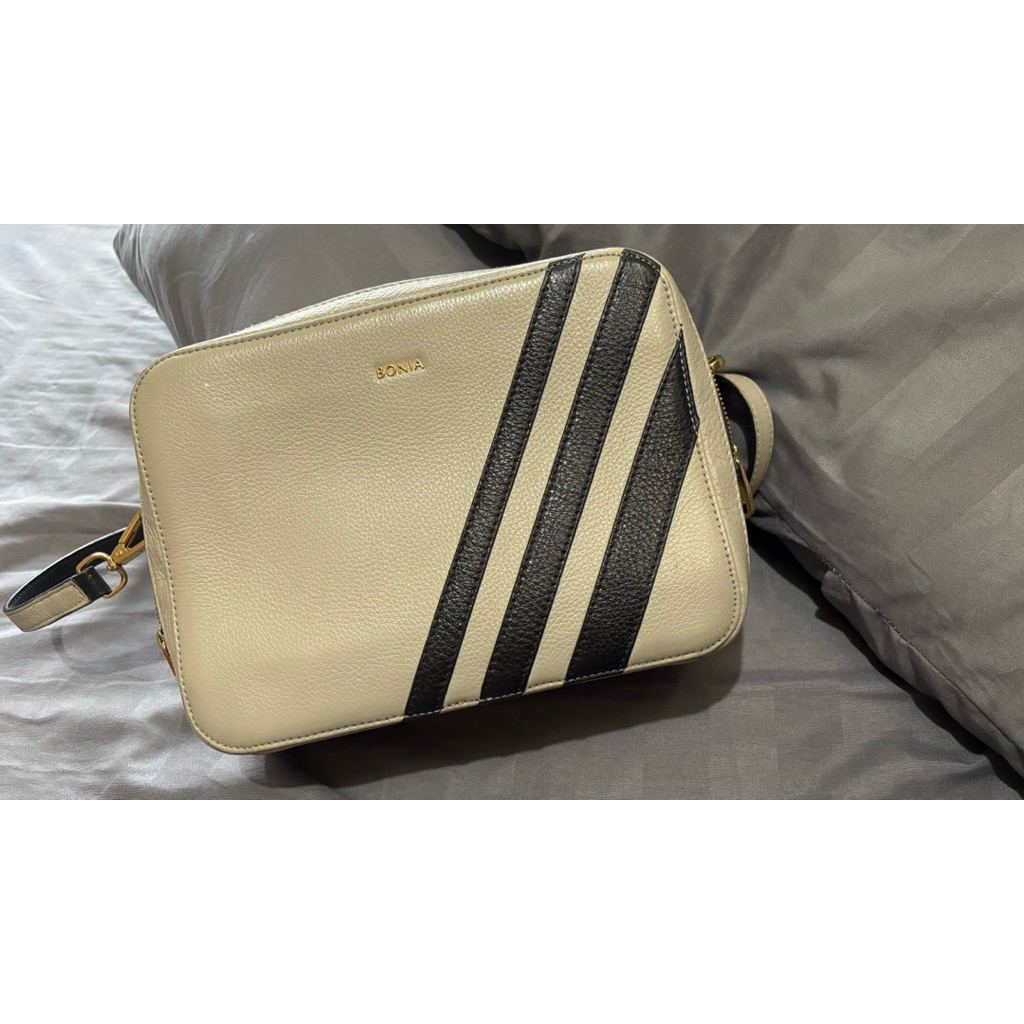 PRELOVED TAS BONIA ORIGINAL