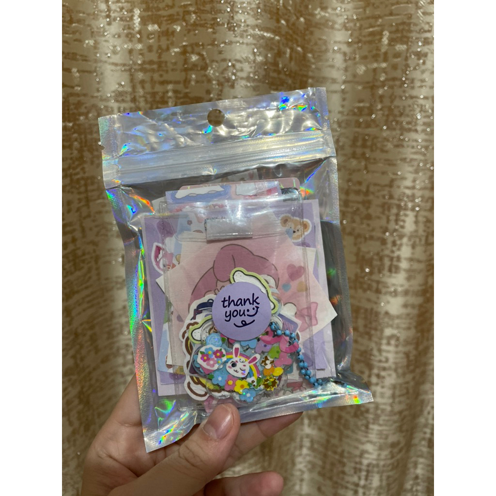 

STICKER AND CARD POCKET