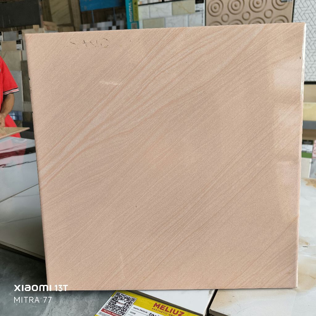 keramik 40x40 kaisar sand pink