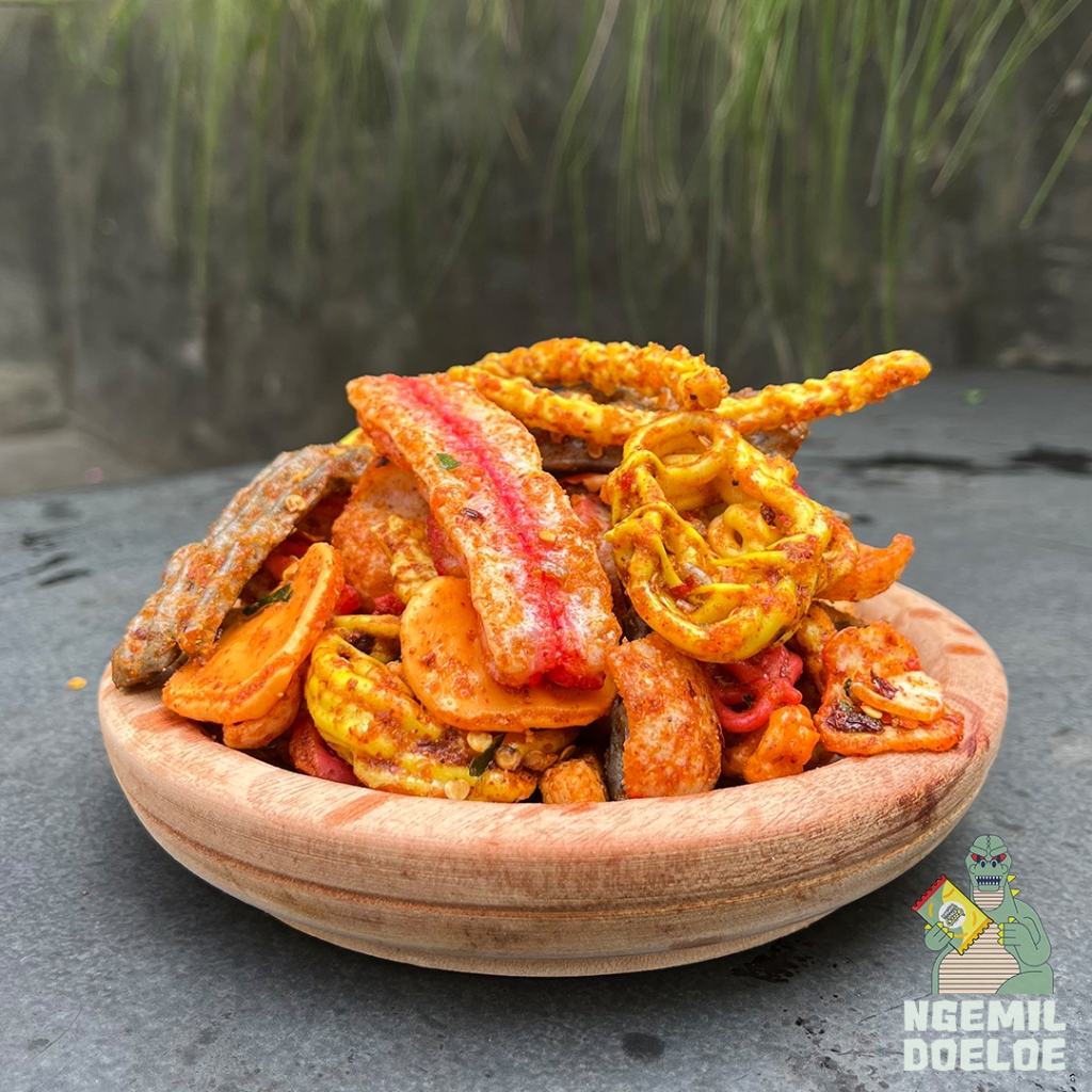 

Kerupuk Seblak Campur Pedas Daun Jeruk / Kerupuk Seblak Mix / Seblak Mix Campur Ngedoel