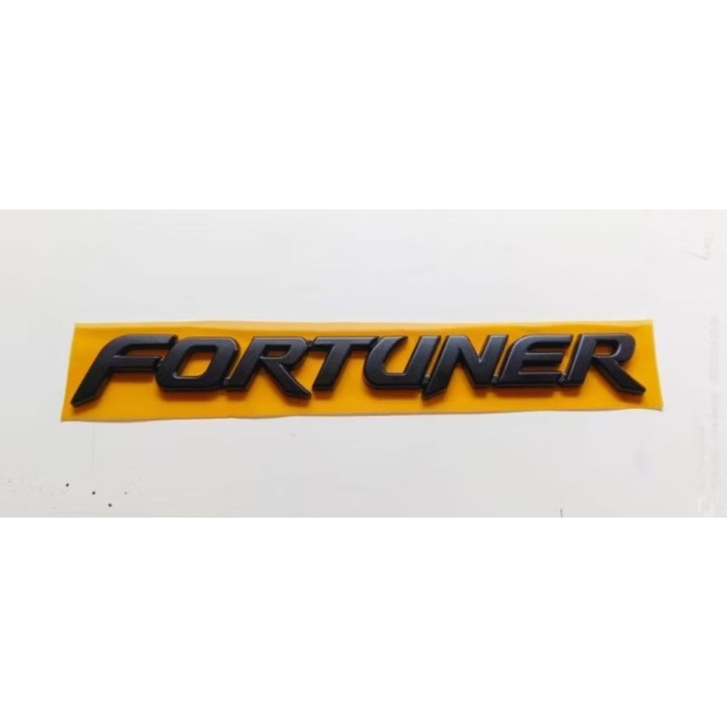 Logo Emblem Bagasi Tulisan Fortuner