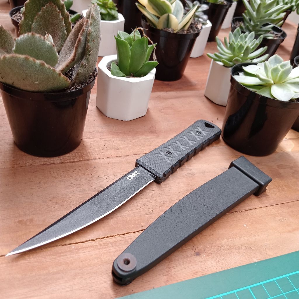 CRKT Yukanto 2930 – Pisau Serbaguna dengan Desain Kompak dan Kuat Powder Halus Tahan Panjang