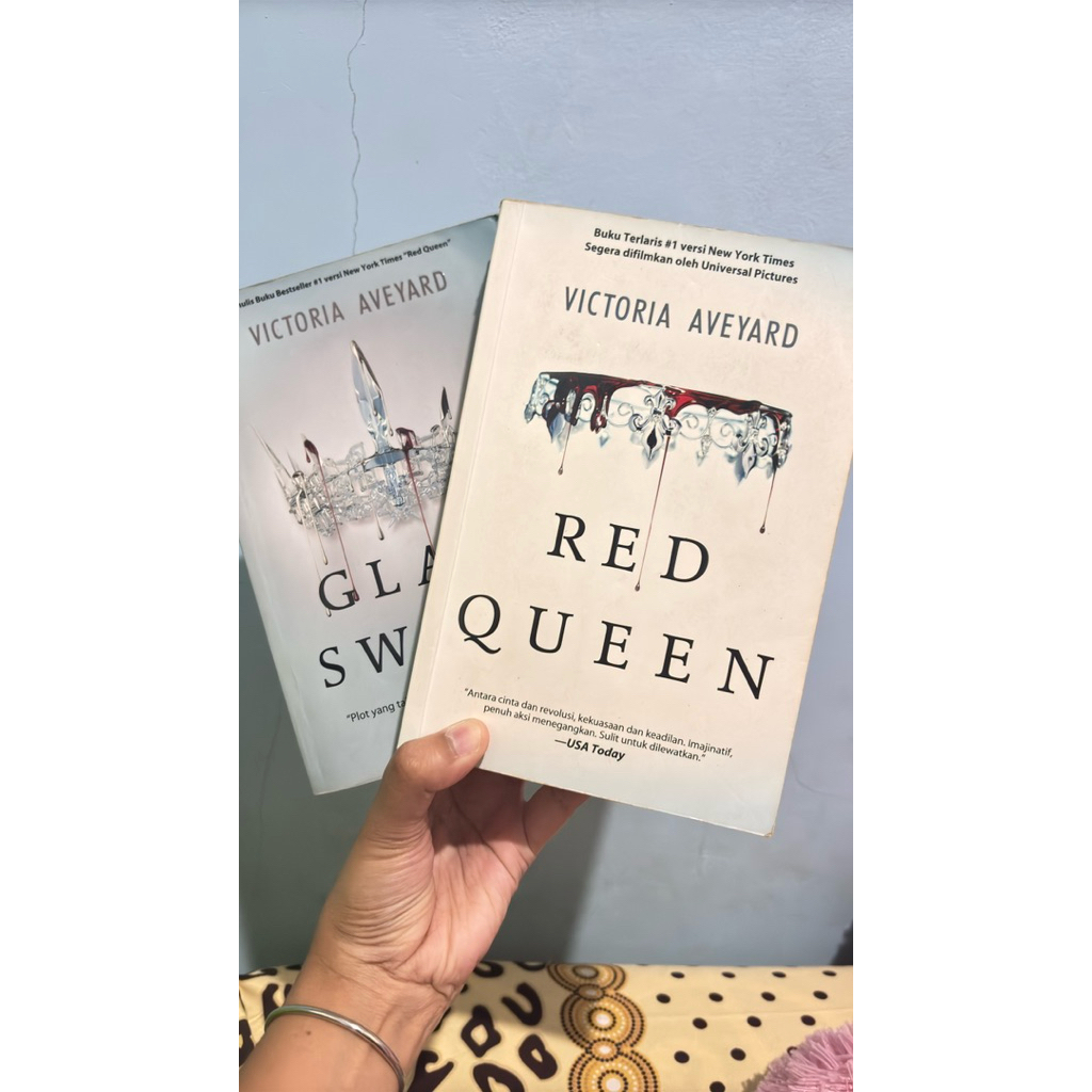 Novel Red Queen n Glass Sword