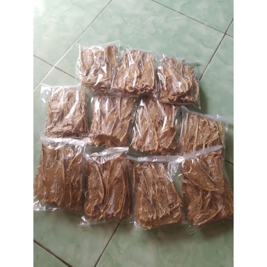 

Gereh gurih Tipis baby ikan bloso/grasak gurih baby ikan bloso 50gram
