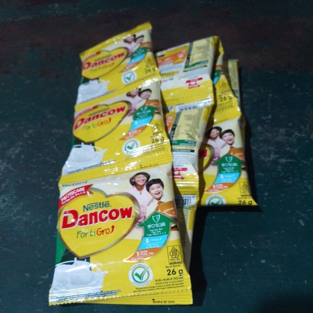 

Susu Dancow / Nestle / Renceng 26gr