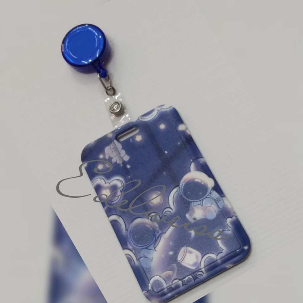 

Nametag Yoyo Transparan Warna PREMIUM ID Card / Gantungan Holder Lanyard / Tempat Kartu Akses, Flazz, E-Money Dll nama tidak custom busa kalung peniti jepit..