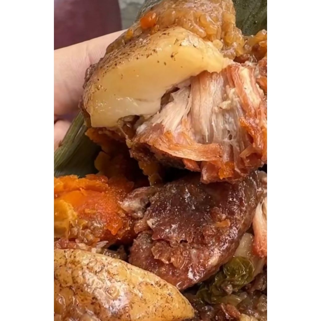

Bakcang Bacang Jumbo Khusus pengantaran Hari ini (NON HALAL)
