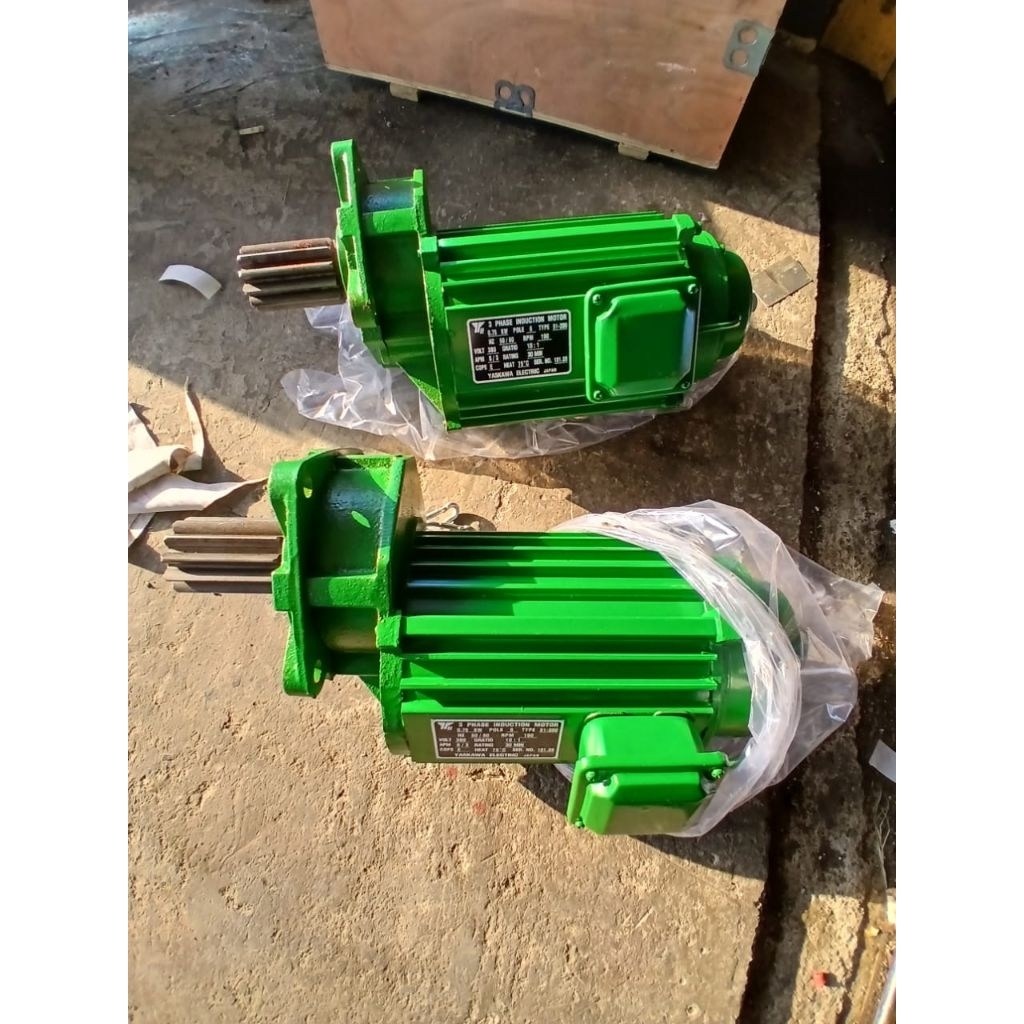 motor traveling /saddle end carriage 0.75 KW