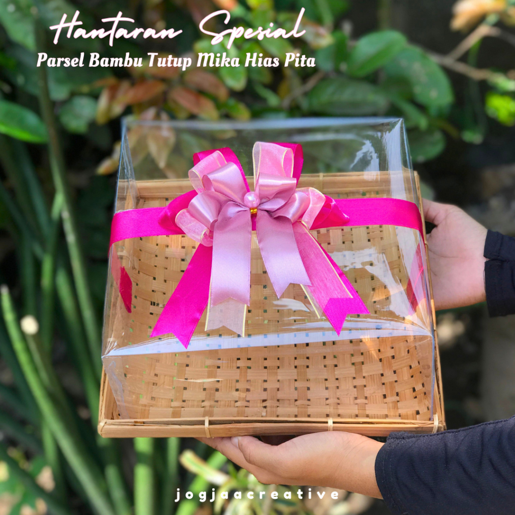 

Charlotte Wedding Hampers | Hantaran Pernikahan Satuan Piring Bambu Hias Mika Pita Premium/Paket Hantaran Nikah Paket Seserahan Wedding Hantaran Seserahan