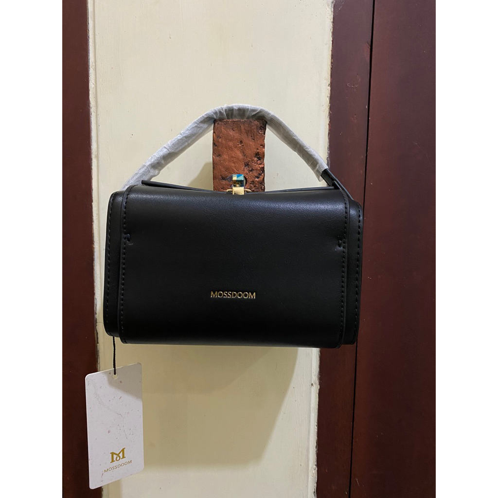 NEW MOSSDOOM BEXLEY BAG BLACK
