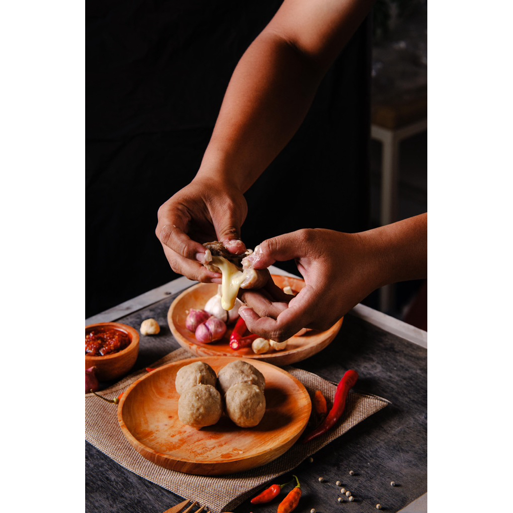 

PENTOL TANPA TEPUNG ASLI DAGING SAPI by Kaji frozen food