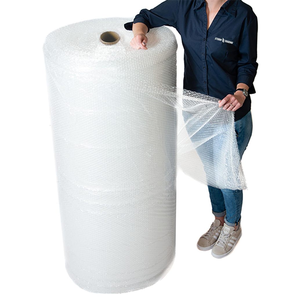 

Bubble Wrap 1 Roll 122 CM x 50 Meter Packaging HItam/Bening Pelindung Plastik