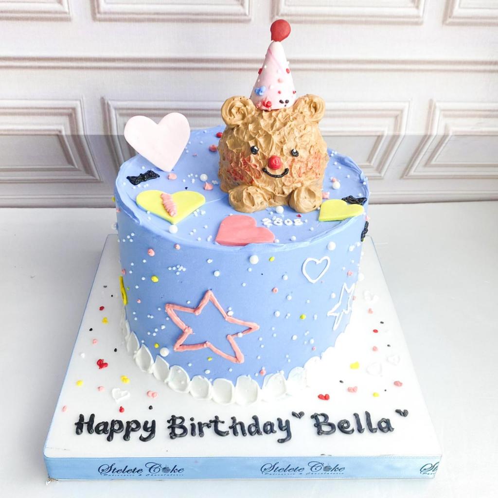 

Kue Ulang Tahun/Birthday Cake/Kue Ultah Tema Boneka/Kue Tema Biru/Birthday Cake Jakarta