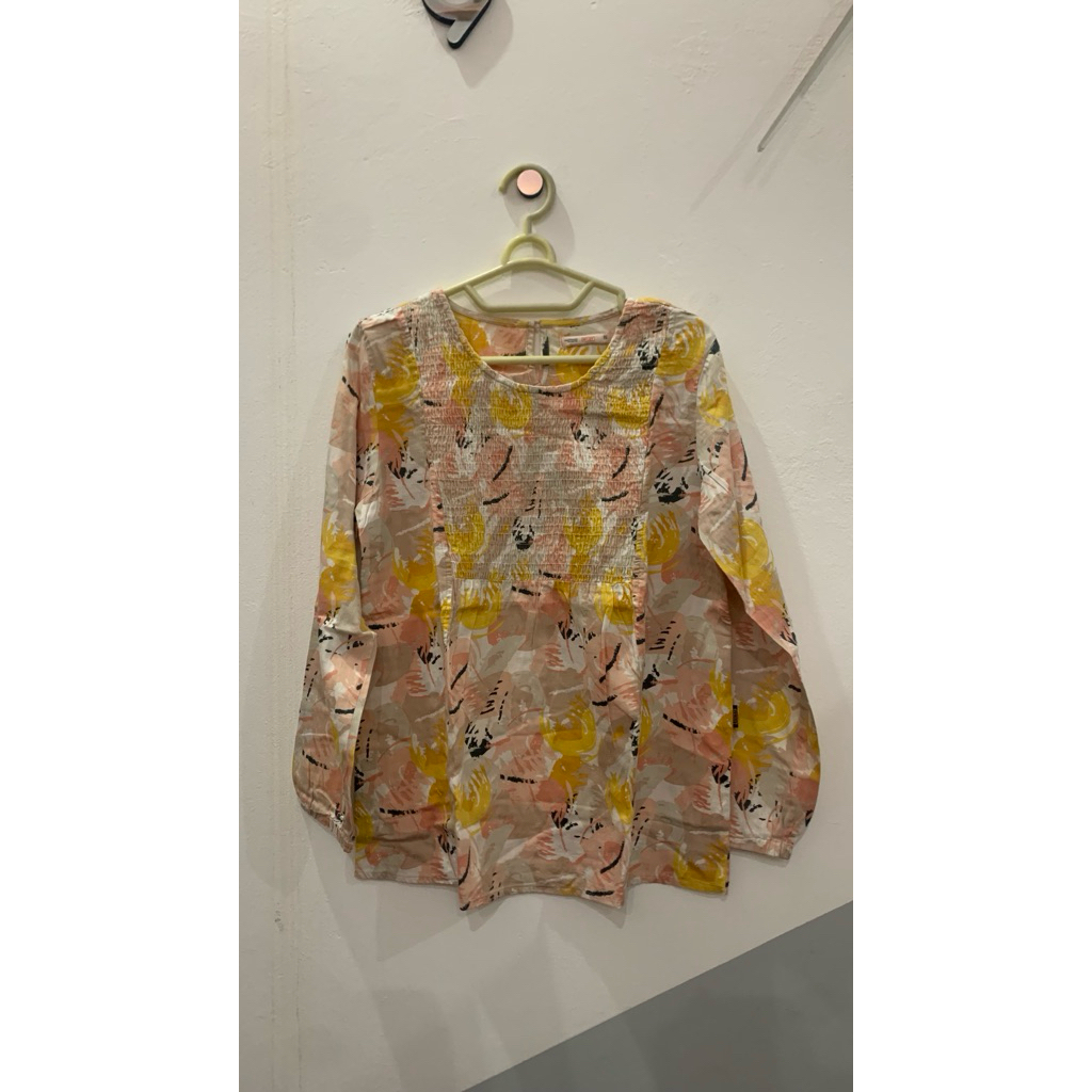 preloved blouse dust