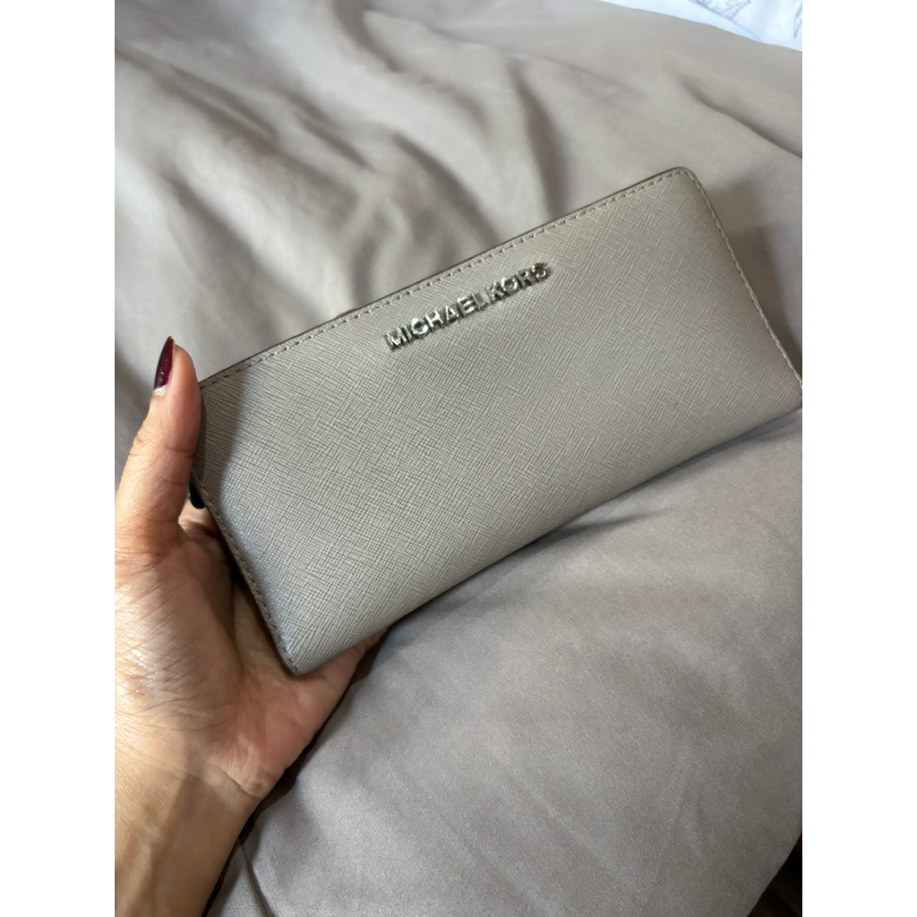 Preloved-Auth MK Leather Thin Wallet