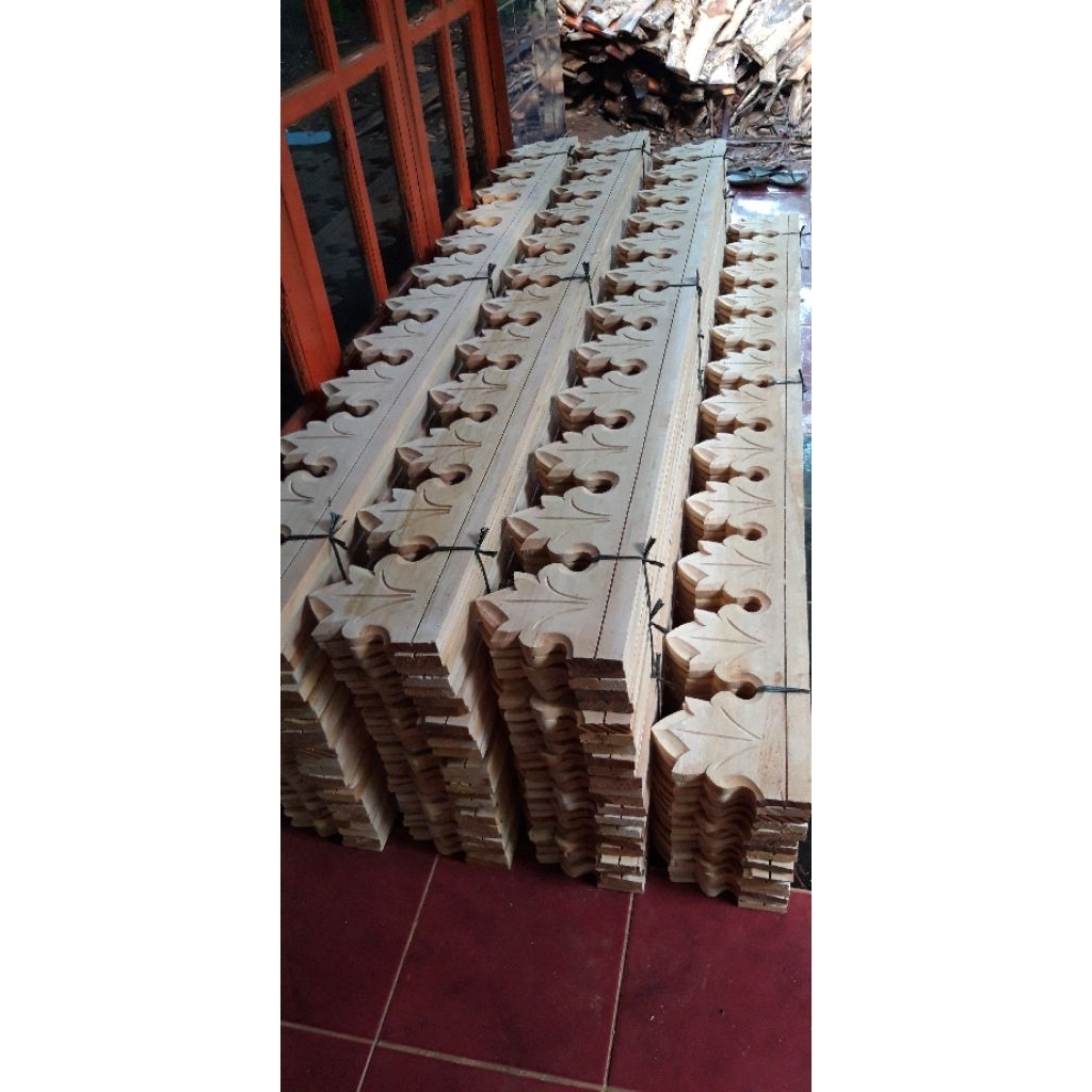 lisplang atap rumah joglo kayu mahoni