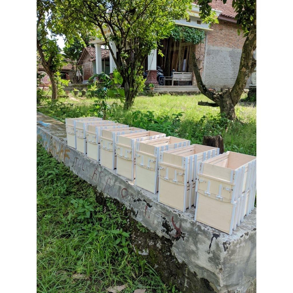 bak triplek ukuran truk plastik 3 ukuran berbeda