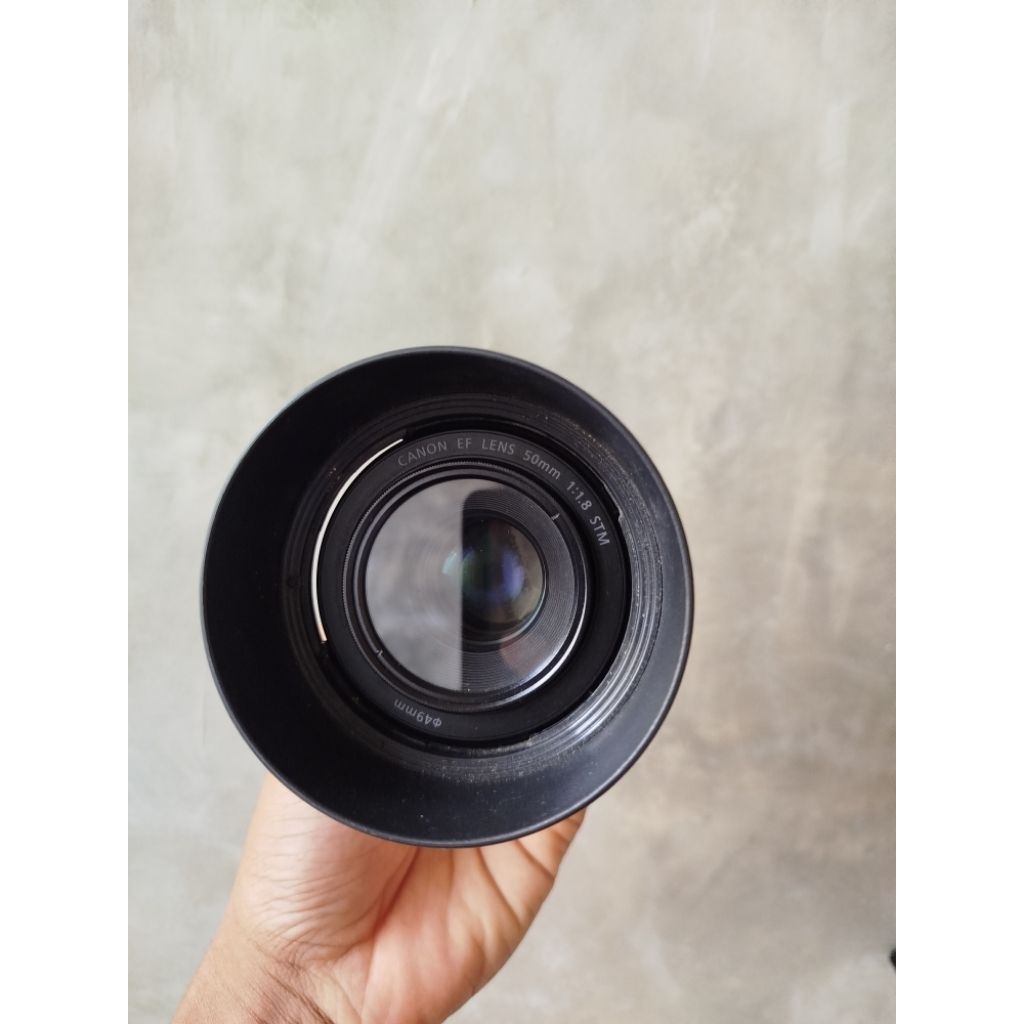 Lensa fix 50mm stm canon