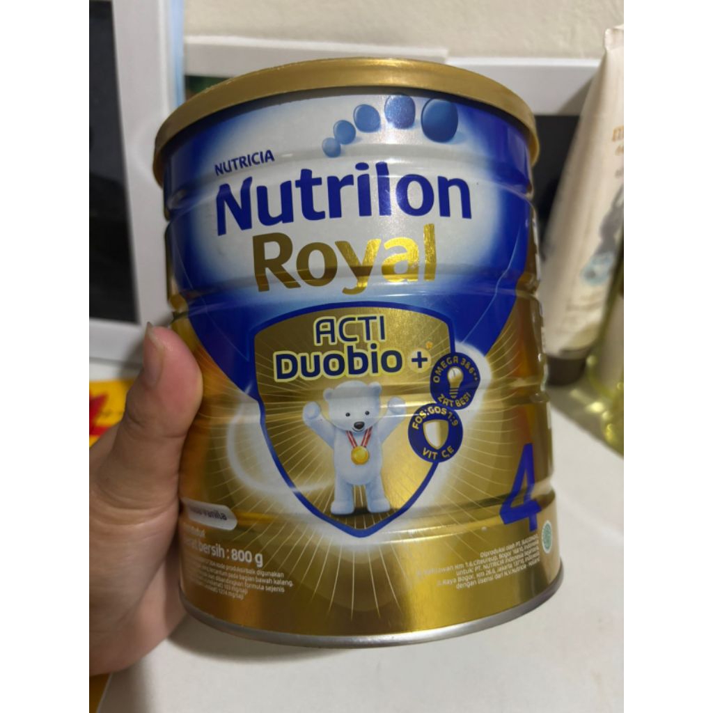 

Nutrilon Royal 4 Vanila Susu Pertumbuhan Bubuk 800 gr