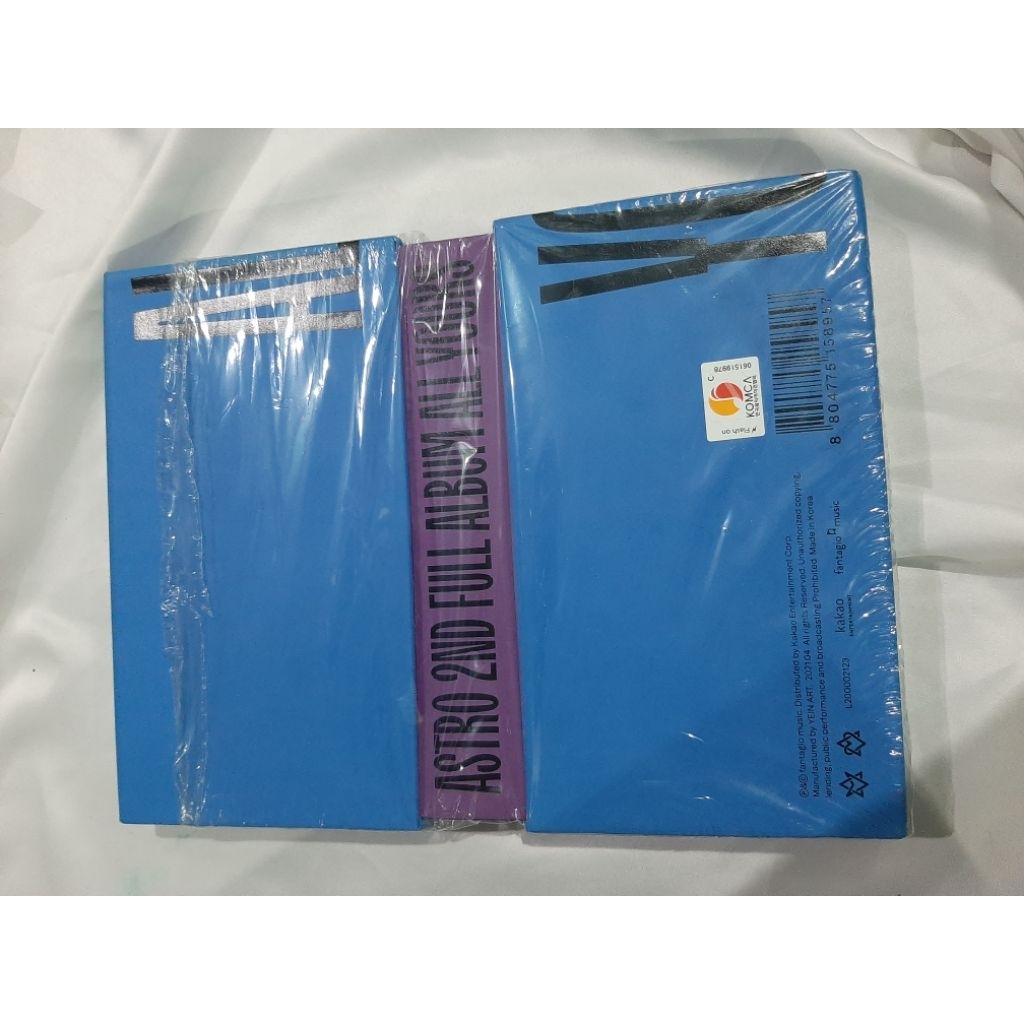 UNSEALED ALBUM ASTRO