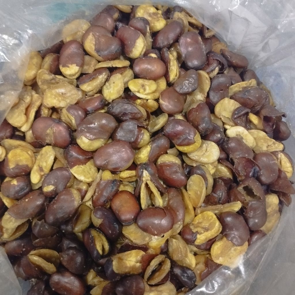 

Camilan Kacang Koro Kulit | Kacang Koro Besar | Koro Asin Kulit | Aneka Cemilan dan Snack Nyamikan Jogja