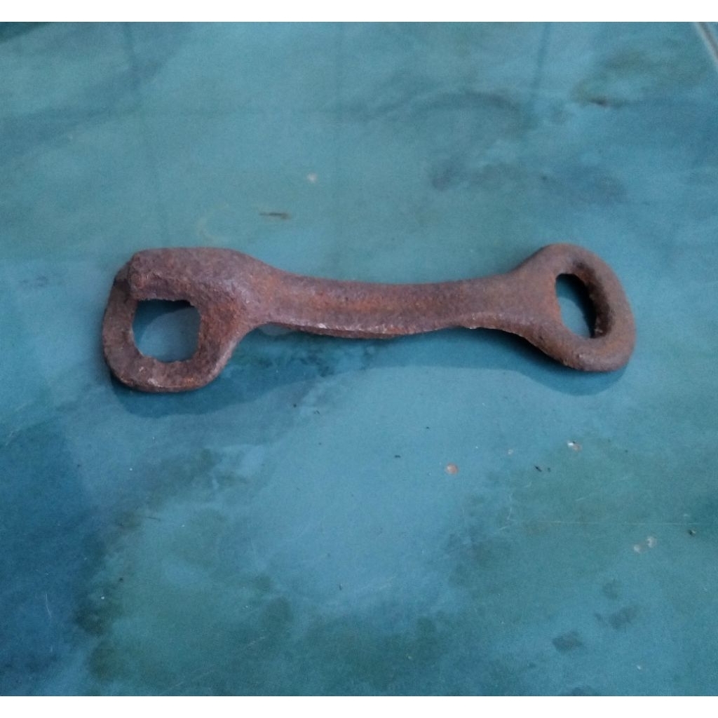 Alat pembuka botol jadul alat buka botle classic alat buka botol kuno