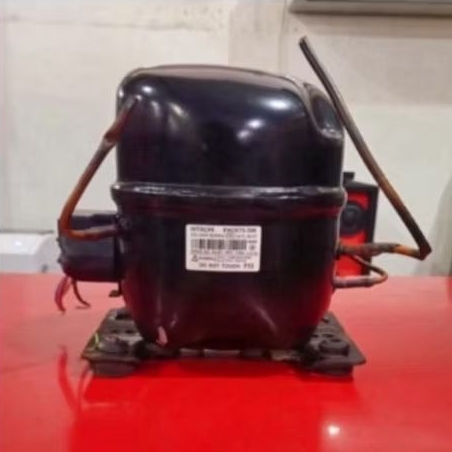 KOMPRESOR 1/3 PK UNTUK KULKAS 2 PINTU/SHOWCASE/FRESEER JUMBO MERK HITACHI KODE FH2075-SW SEKEN/CABUT
