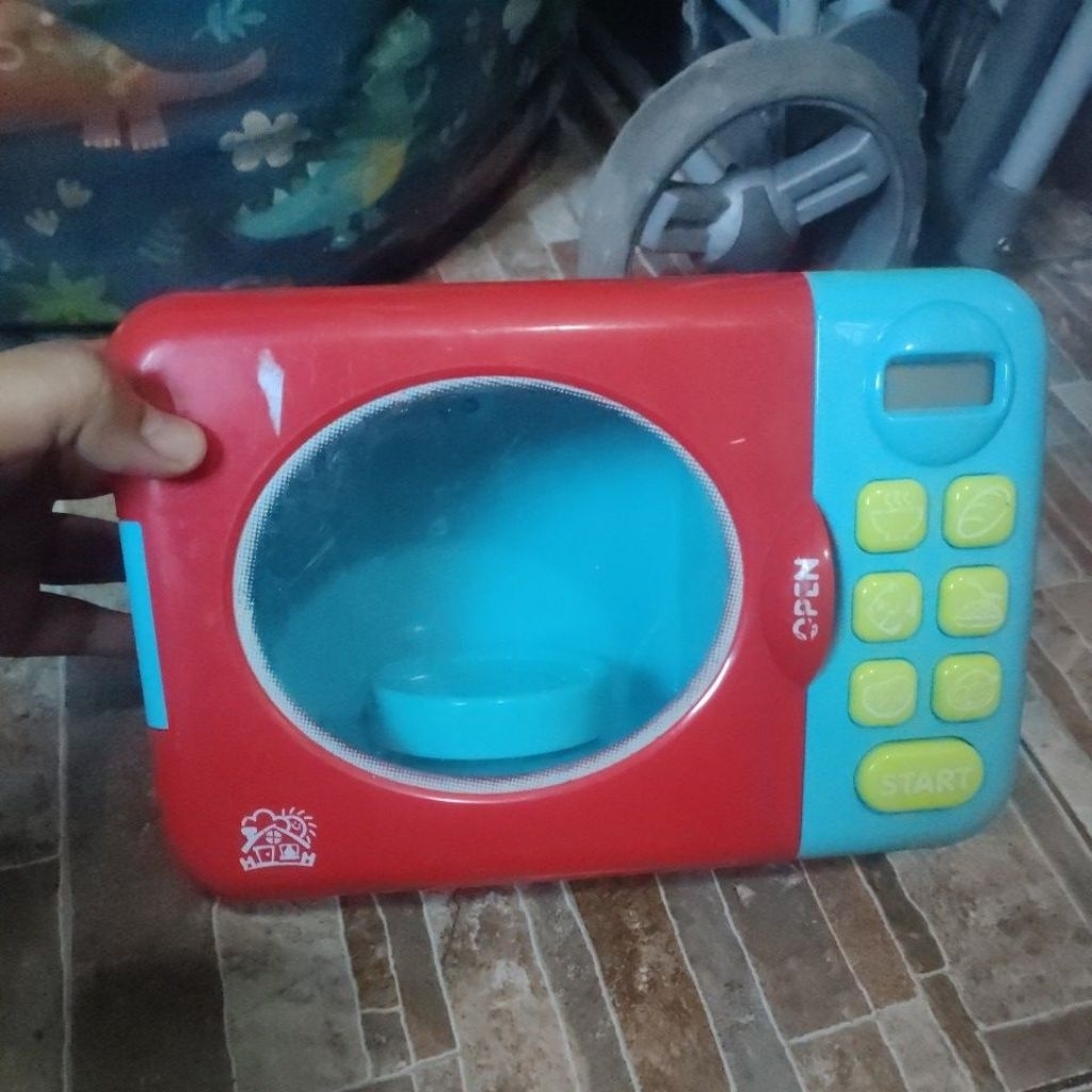 mainan microwave playgo