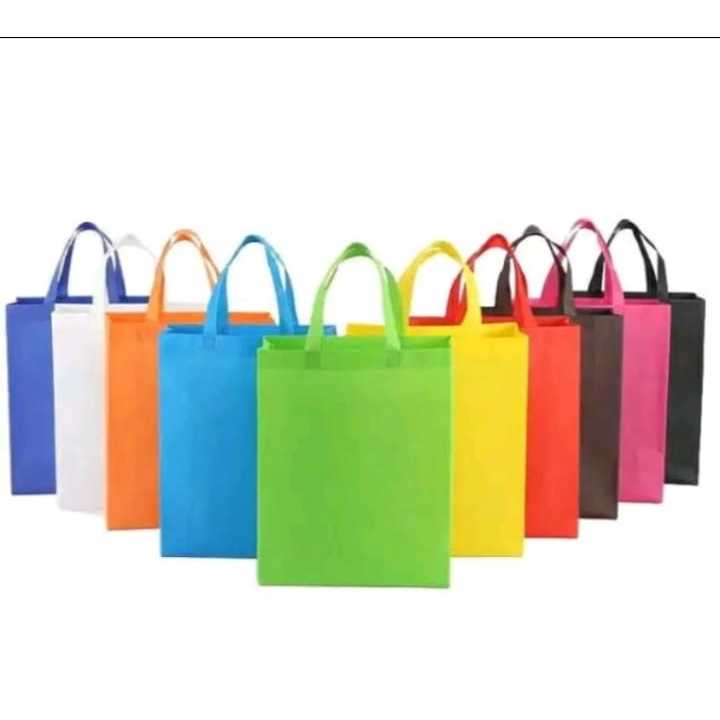 

( ISI 12 PCS ) Tas Kain Spunbond 30 x 40 x 8cm - Goodie Bag Sponbon Souvenir - tote bag goodie bag 30 x 40 - Grosir Tas Kain Souvenir - tote bag spunbond, tas souvenir promosi,ultah,polos,sablon - Tas Kain Belanja Spondbond