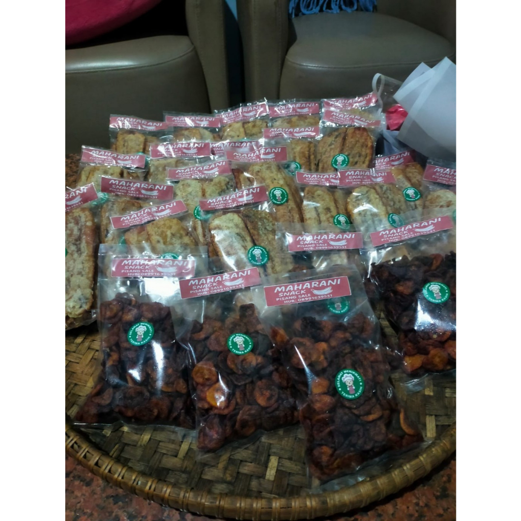 

Kripik Pisang Sale Kemasan 100gram / Home made tanpa bahan pengawet