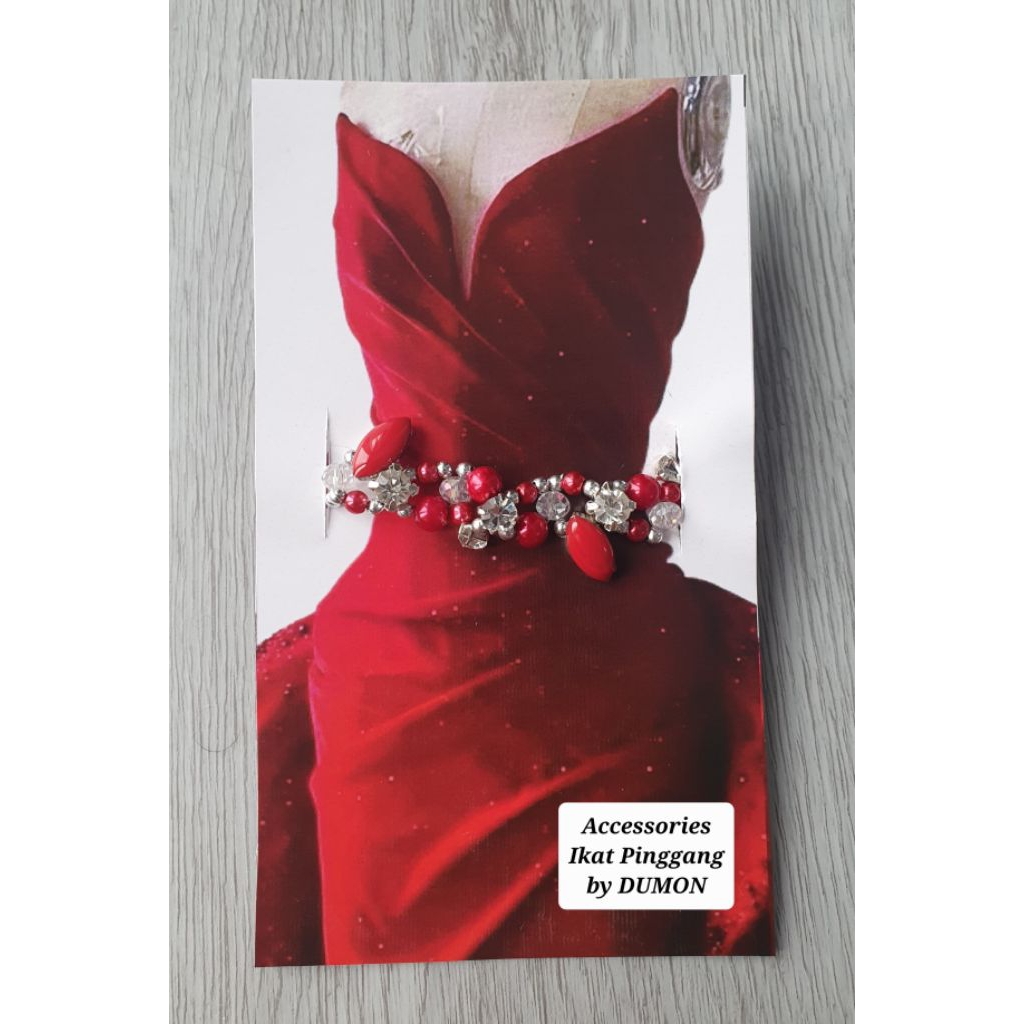Aksesoris ikat pinggang