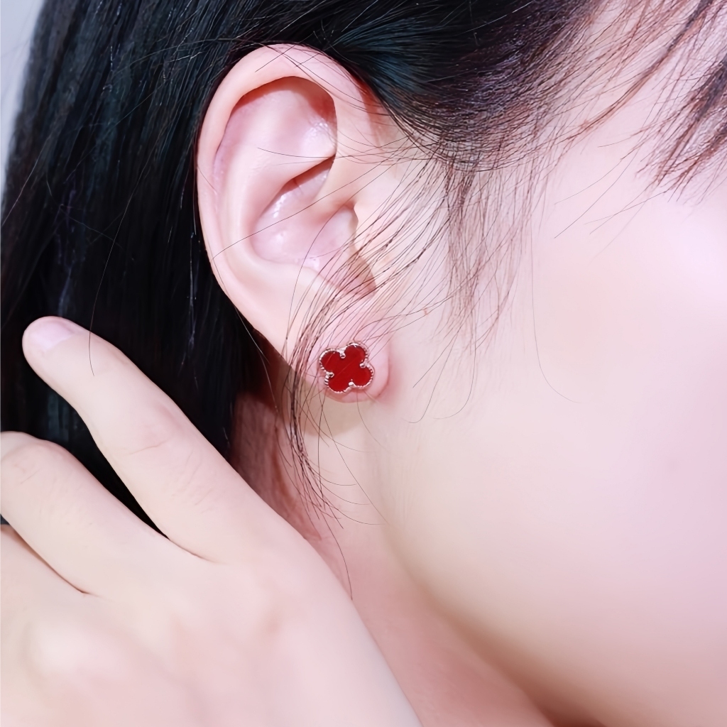 Anting wanita, anting batu akik hitam daun semanggi empat, anting