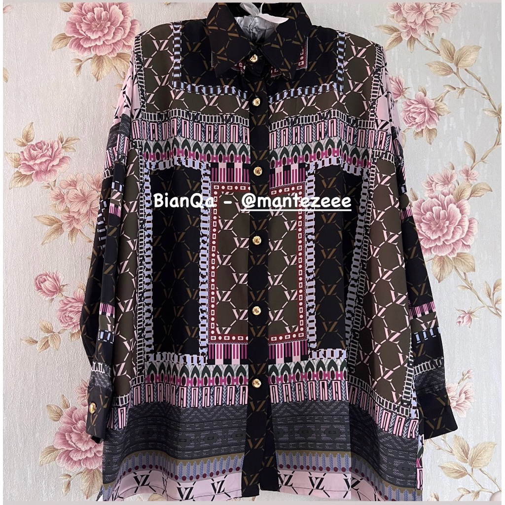 PL (Cek Deskripsi)‼️cakepp Vivi Zubedi Safaluna Top Black full monogram VZ special collection origin