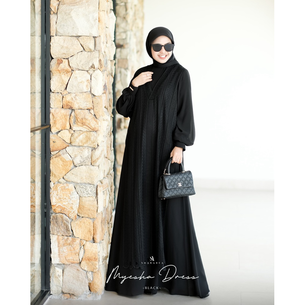 Myesha Set print Original By Shararea