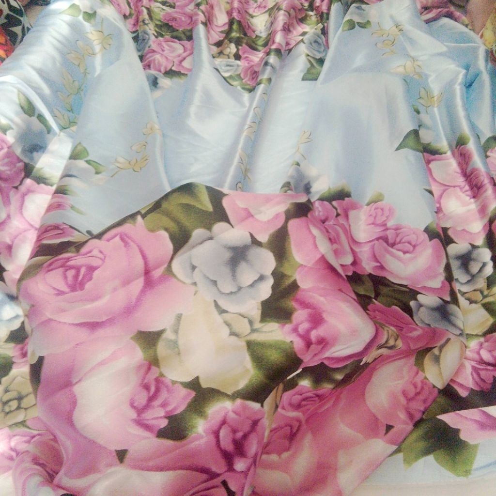 Kain Satin Motif Bunga Etnik - (APT) - Kain silk Motif Premium - Satin Motif Luxury - Kain Bahan Sat