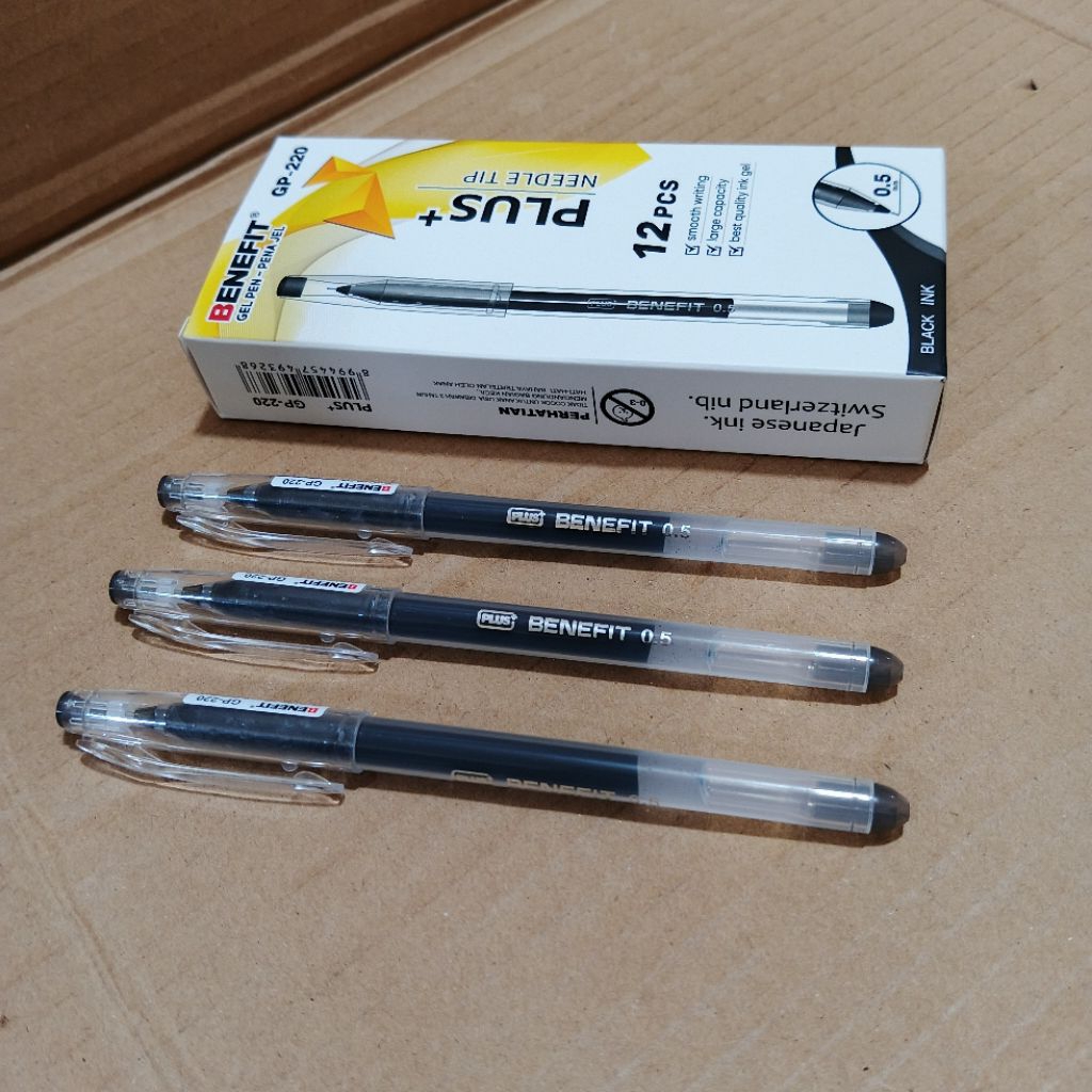 

1 Pak Pulpen Benefit Plus Isi 12 Pcs HITAM