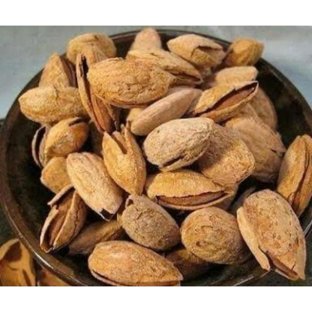 

18.kacang almond